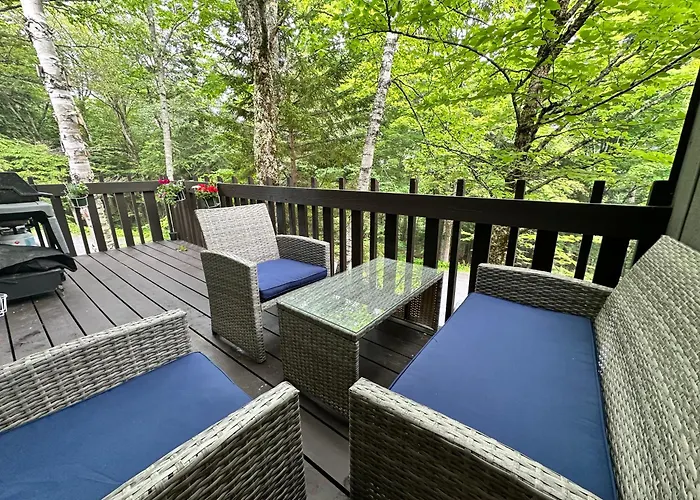 Vermont Getaway! Newly Renovated!
