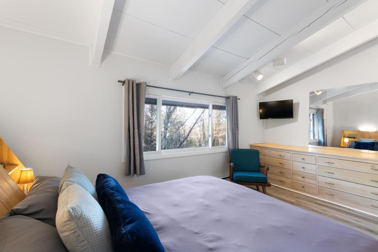 Vermont Getaway! Newly Renovated! *
